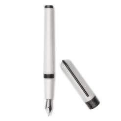 Pineider Metropolis Fountain Pen, White