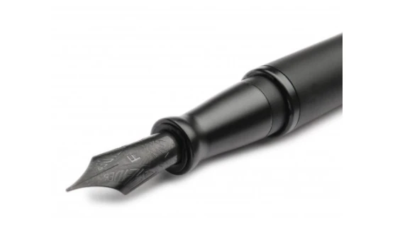 Pineider Avatar UR Matt Black Fountain Pen, Fine 2 Pineider Avatar UR Matt Black Fountain Pen, Fine - Image 2