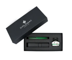 Diplomat Aero Fountain Pen Gift Set, Green
