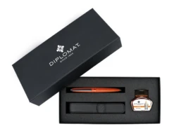 Diplomat Aero Fountain Pen Gift Set, Orange