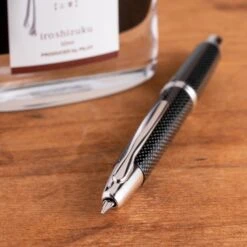 Pilot Vanishing Point Retractable Fountain Pen, Black Carbonesque